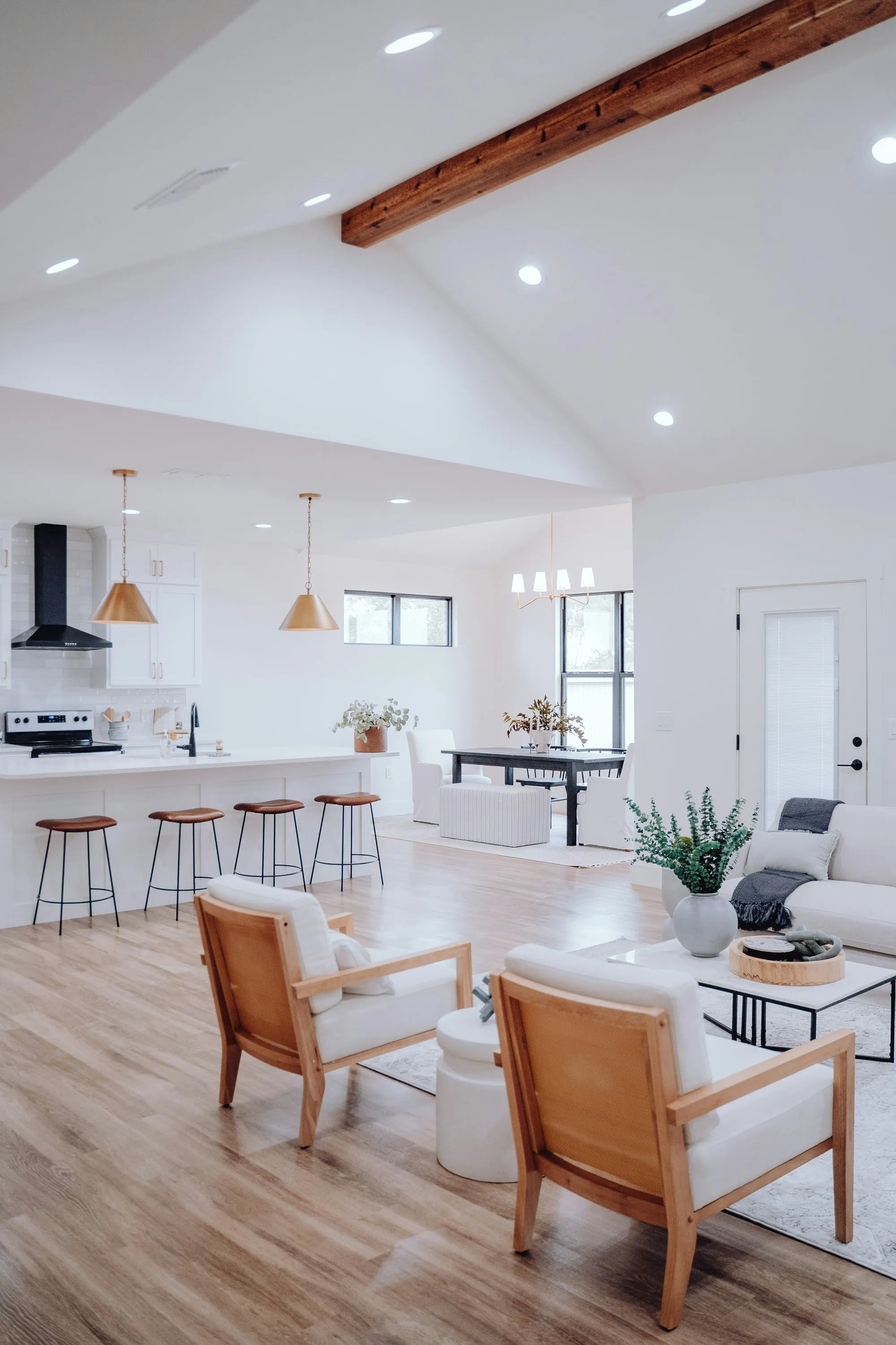 Detailed deep cleaning in a home